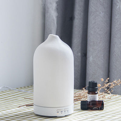 Guter Preis Neueste Farben Keramik Elektro-Essentialschmiergerät Duft-Haus Ultraschall-Aromatherapie-Essentialsöl-Diffuser Online